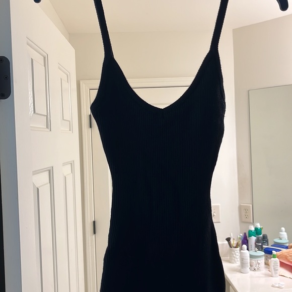 Windsor Perfectly Stylish Sleeveless Black Midi Sweater Dress - Picture 4 of 6